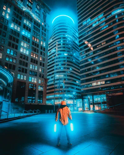 Thelutbay – NIGHT CITY