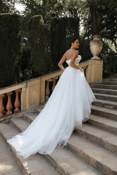 Meridian Presets - Essence  by Marcos Sanchez