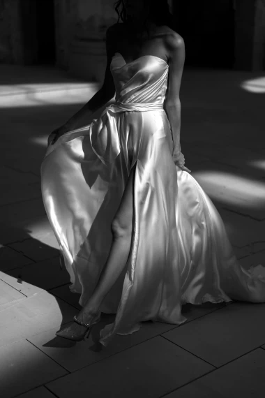 Meridian Presets - Essence  by Marcos Sanchez