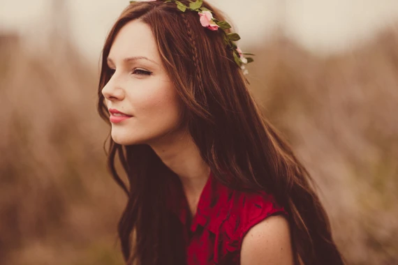 Julia Trotti - Almond