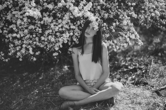 Julia Trotti - Black And White In Paris